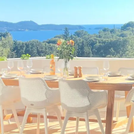 Dolce Vue Et Piscine *