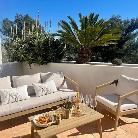 Dolce Vue Et Piscine Βίλα