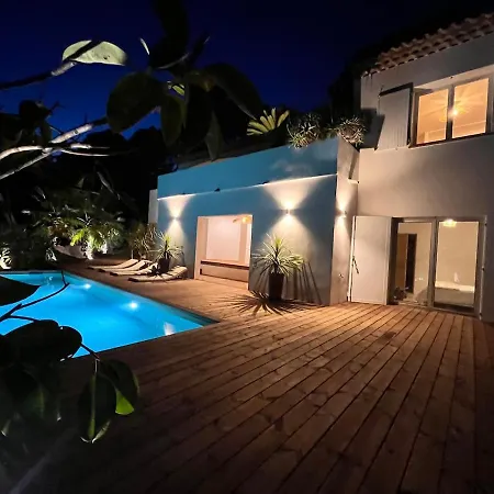 Βίλα Dolce Vue Et Piscine *